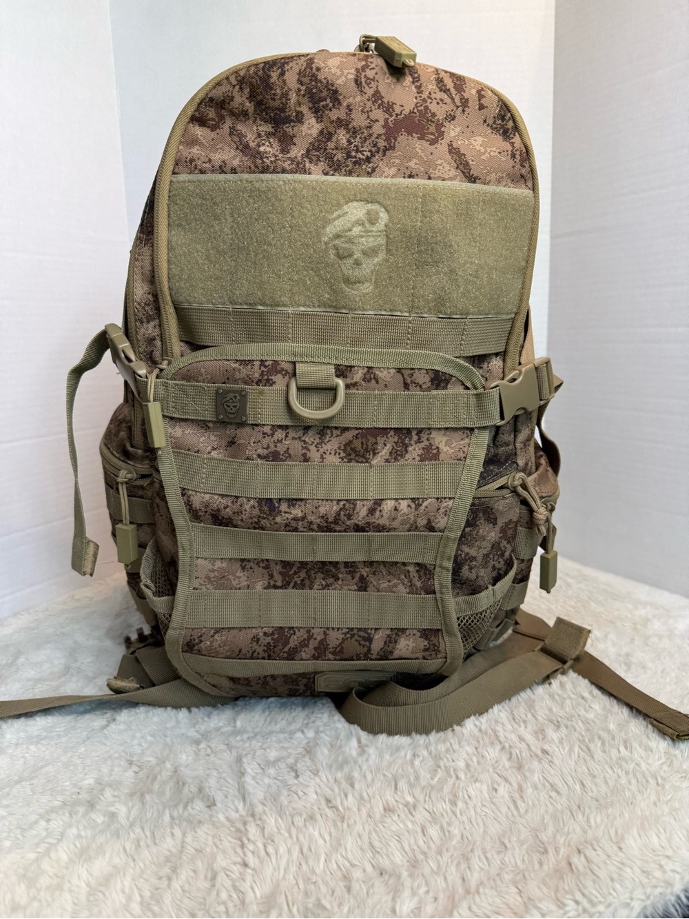 SOG Opord Tatical Daypack in Canyon sand